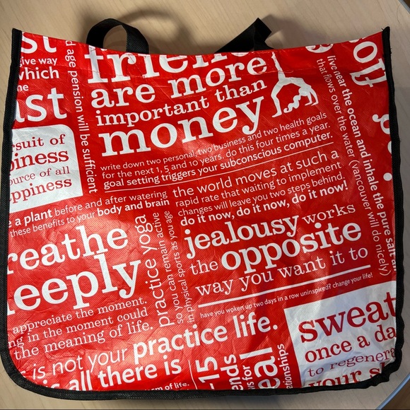 Lululemon Athletica: Shopping Bag ๐ Measurements: H 14โ x L 15" x W 6.25" - Picture 3 of 4